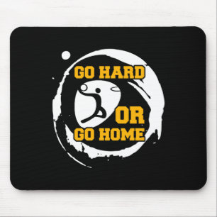 Basketball-Sportspieler machen hart oder gehen Zuh Mousepad