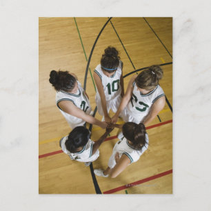 Basketballweibchen mit Gruppenhandschlag, Postkarte