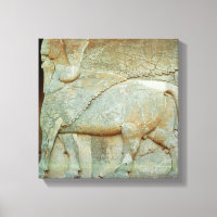 Basrelief eines anthropomorphischen Stiers
