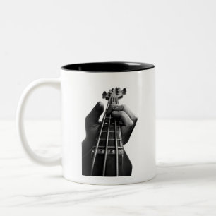 Bass Hero Band Musiker T-Shirt Design Zweifarbige Tasse