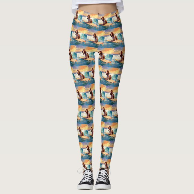 Basset Hound Beach Surfen Malerei Leggings (Vorderseite)