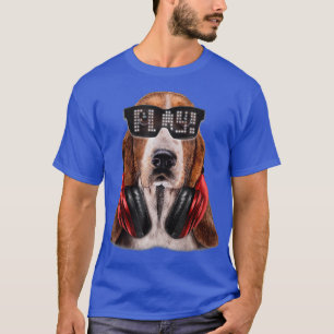 Basset Hound Hund als DJ LED Sunglass und T-Shirt
