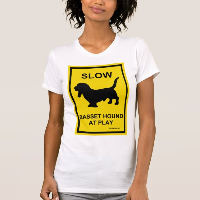 Basset Hound lent au T-shirt de jeu (Devant)
