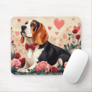 Basset Hound mit Rosen - Valentinstag  Mousepad