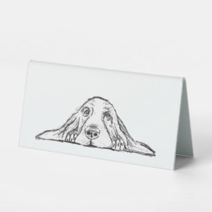 Basset Hound schwarz weiß einfache Welpenaugen  Tischaufsteller