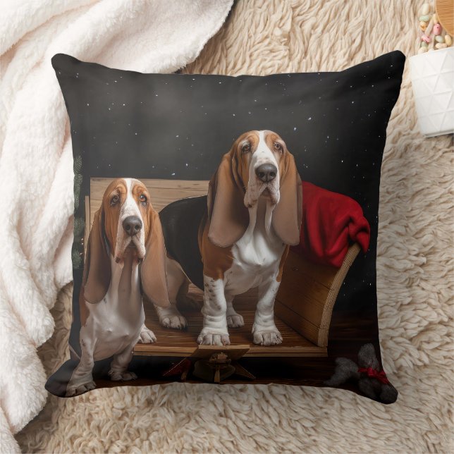 Basset Hound Snowy Sleigh Weihnachtsdekor Kissen (Decke)