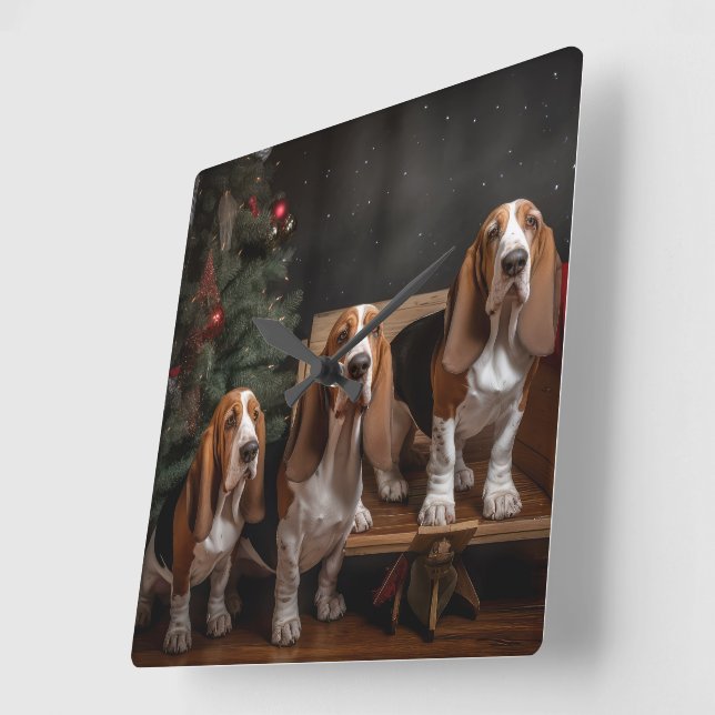Basset Hound Snowy Sleigh Weihnachtsdekor Quadratische Wanduhr (Winkel)