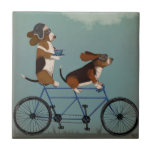 Basset Hound Tandem Fliese<br><div class="desc">Basset Hound Tandem von Fabfunky. Das Hotel verfügt über Basset-Hunde,  die mit dem Fahrrad im skurrilen Steampunkstil fahren. | 192024D</div>
