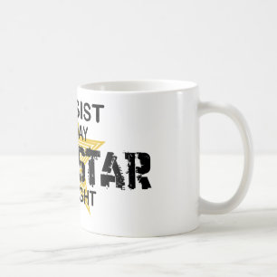 Bassist-Rockstar bis zum Nacht Kaffeetasse