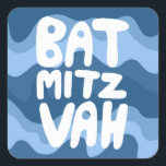 BAT MITZVAH Anpassbare blaue Wavy Streifen Quadratischer Aufkleber<br><div class="desc">Handgezeichneter Text von mir für Sie über ein handgezeichnetes, blau gezeichnetes Muster. Fügen Sie Ihren eigenen Text hinzu, wenn Sie möchten. Für weitere Designs und Farben Karo mein Shop! Oder lass mir Bescheid, wenn du etwas Angewohntes willst. Ich habe auch passendes Packpapier und natürlich sowohl Bar und Bat Mitzvah Versionen!...</div>