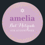 BAT MITZVAH Moderne rustikale Goldkonfetti lila Runder Aufkleber<br><div class="desc">von kat massard >>> kat@simplysweetPAPERIE.com << < *** HINWEIS - DIE SCHINTENGOLDFOLIENWIRKUNG IST EIN DRUCKENDES BILD ** - - - - - - - - - - - - - - - - - - - - - - - - - - - - - - - - - -...</div>