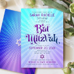 Bat Mitzvah Retro Boho Blue Lila Gradient Bold Einladung<br><div class="desc">Seien Sie stolz, freuen Sie sich und präsentieren Sie diesen Meilenstein Ihres Lieblings-Bat Mitzvah mit diesem lustigen boho Retro, personalisierte Einladung! Die trendige, fett lila und marineblaue Typografie mit moderner Sans-Serif-Typografie überlagert den Hintergrund von türkisfarbenen Pop und lila Ober-Farbradien mit weißen Punkten. Auf der Rückseite, ein weißer Stern von David...</div>