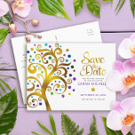 Bat Mitzvah Save the Date Gold Purple Tree of Life Einladungspostkarte<br><div class="desc">Make sure all your friends and relatives will be able to celebrate your daughter’s milestone Bat Mitzvah! Send out this stunning, graphic faux gold foil tree with sparkly turquoise, teal, purple and blue Star of David and dot “leaves” on a white background, personalized “Save the Date” announcement postcard. Personalize the...</div>