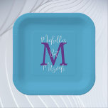 Bat Mitzvah Sky Blue Lila White Name Monogram Pappteller<br><div class="desc">Was für eine wunderschöne,  personalisierte Papiertafel für einen Bat / Bas Mitzvah Party Empfang. Hintergrund ist Himmelblau,  Monogramm ist lila,  Name ist weiß. Wählen Sie Platz oder Runde. Alle Rechte vorbehalten © 2024 Alan & Marcia Socolik.</div>
