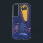 Bat Signal Over Gotham Samsung Galaxy Hülle<br><div class="desc">Diese eindrucksvolle Grafik erfasst Batman, während er Gotham City unter dem Glanz des ikonischen Bat-Signals überwacht. Set gegen einen dramatischen Nachthimmel, die lebhaften Gelb- und Blues schaffen einen krassen Kontrast, was die sich ausbreitende, beleuchtete Skyline der Stadt und die Silhouette des gekaperten Kreuzfahrers stehend Wachsamkeit auf einem Dach unterstreicht. Das...</div>