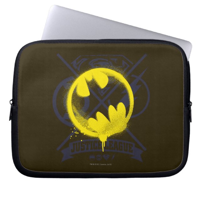 Bat-Symbol über Gerechtigkeitsliga markiert Laptopschutzhülle (Vorderseite)