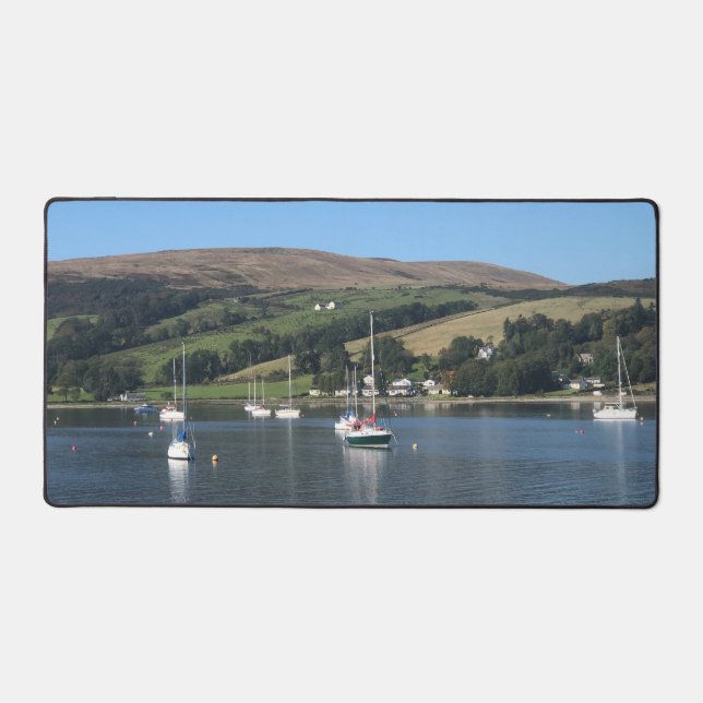 Bateaux à Kames Bay, île de Bute, Écosse sur une (Recto)