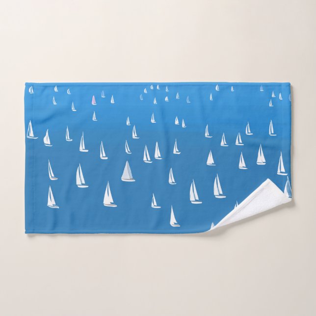Bateaux à voile en mer bleu profond - Regatta Bate (Serviette à main)