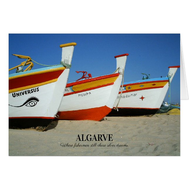 Bateaux de pêche sur la plage de l'Algarve Photo (Devant horizontal)