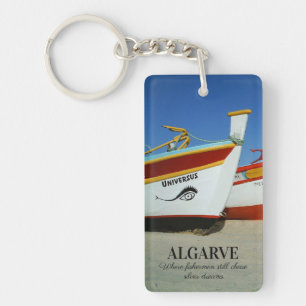 Bateaux de pêche sur la plage de l'Algarve Photo