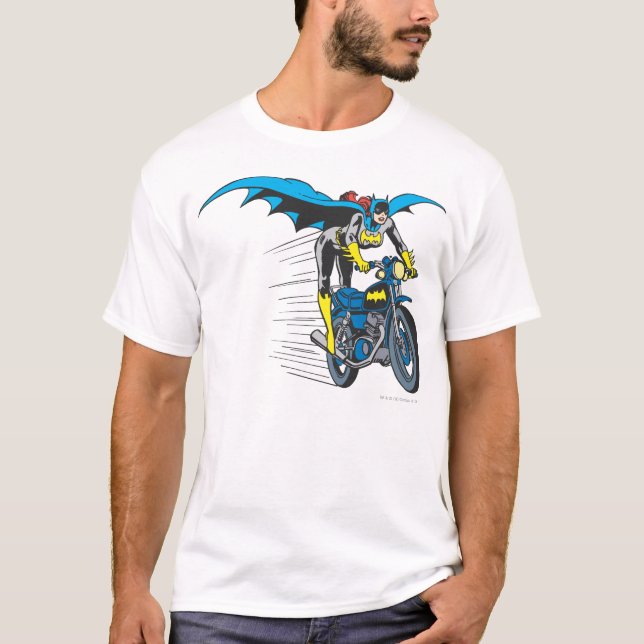 Batgirl im Batcycle T-Shirt (Vorderseite)