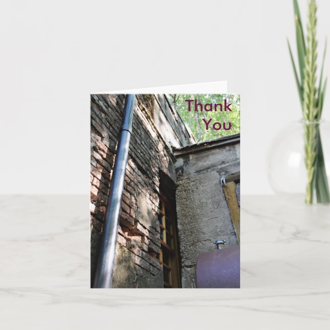 Bâtiment historique de Rostel, Merci (Devant)