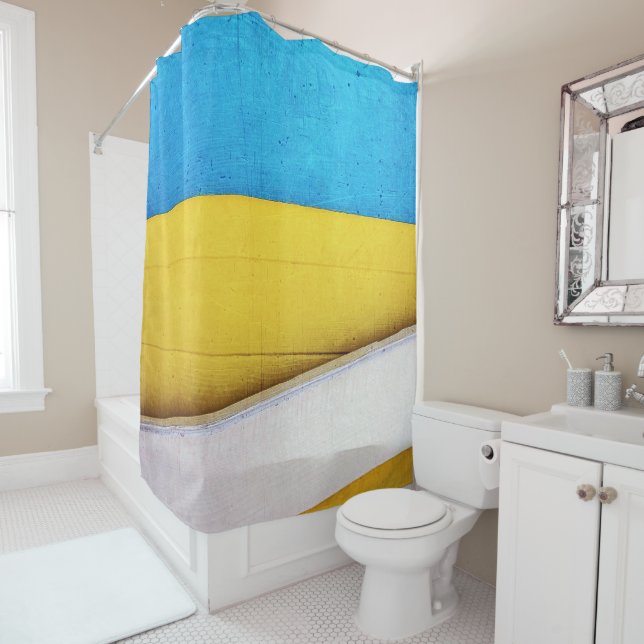 Battered Building-Minimal Abstract by STaylor Duschvorhang (Beispiel)