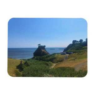 Battle Rock, Port Orford, Magnet