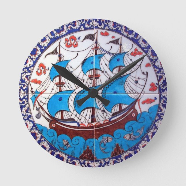 Battleship Ancient Runde Wanduhr (Vorderseite)
