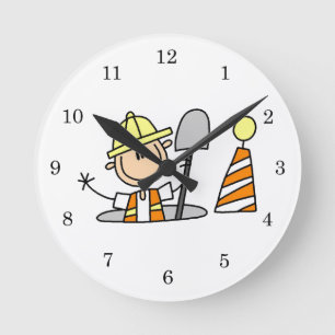 Bauarbeiter in Abwasserkanal-Schacht T-Shirts und Runde Wanduhr