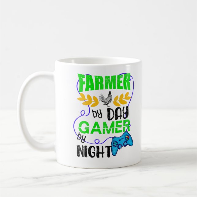 Bauer by Day Gamer by Night Kaffeetasse (Links)