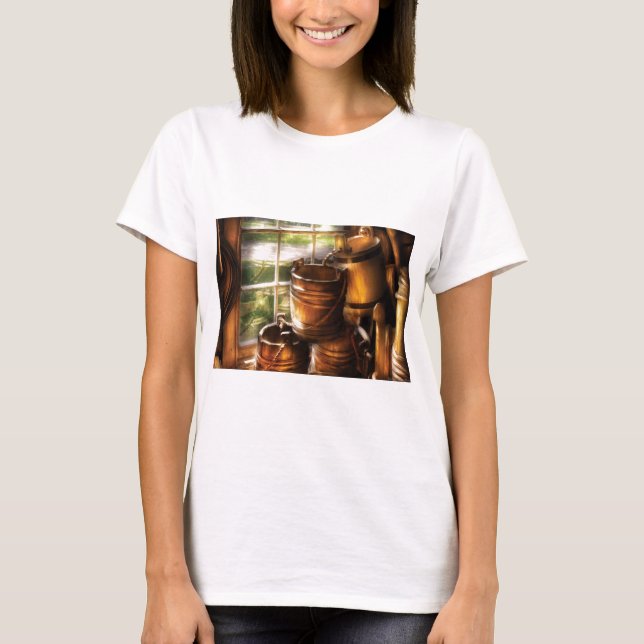 Bauer - Ein Haufen Pails T-Shirt (Vorderseite)