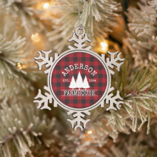Bauernfamilie Name Red Buffalo Kariert Schneeflocken Zinn-Ornament