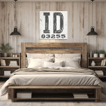 Bauernhof Rustikaler Staat Zip Code Idaho Leinwanddruck<br><div class="desc">Dieses rustikale Schild ist eine einfache Möglichkeit,  Ihre Liebe für Zuhause anzuzeigen. Die Postleitzahl kann mit jeder beliebigen Postleitzahl im Staat personalisiert werden. Macht ein großartiges Geschenk. Erstellt von der einfachen Farmhouse Press.</div>