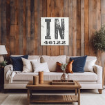 Bauernhof Rustikaler Staat Zip Code Indiana Leinwanddruck<br><div class="desc">Dieses rustikale Schild ist eine einfache Möglichkeit,  Ihre Liebe für Zuhause anzuzeigen. Die Postleitzahl kann mit jeder beliebigen Postleitzahl im Staat personalisiert werden. Macht ein großartiges Geschenk. Erstellt von der einfachen Farmhouse Press.</div>