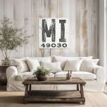 Bauernhof Rustikaler Staat Zip Code Michigan Leinwanddruck<br><div class="desc">Dieses rustikale Schild ist eine einfache Möglichkeit,  Ihre Liebe für Zuhause anzuzeigen. Die Postleitzahl kann mit jeder beliebigen Postleitzahl im Staat personalisiert werden. Macht ein großartiges Geschenk. Erstellt von der einfachen Farmhouse Press.</div>