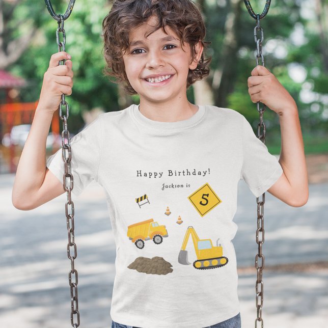Baufreudigkeit Geburtstag - Name und Alter Junge T-Shirt (Von Creator hochgeladen)