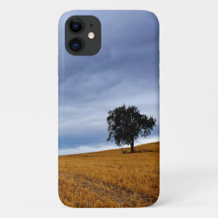 Baum auf einem Weizenfeld Case-Mate iPhone Hülle