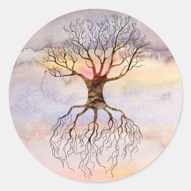 Baum gegen den Himmel Runder Aufkleber (Vorderseite)