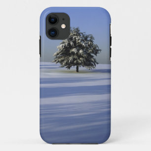 Baum im Schnee umfaßte Landschaft Case-Mate iPhone Hülle
