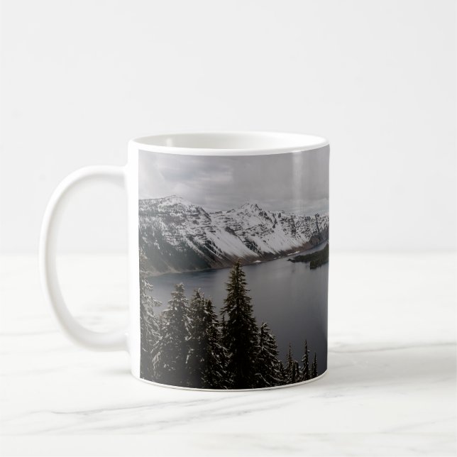 BÄUME AUF SCHNEE ÜBERDECKTE BERGE IN DER NÄHE DES  KAFFEETASSE (Links)