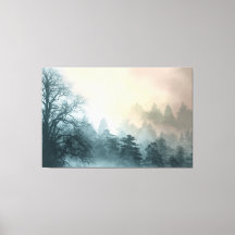 Bäume, bedeckt in der Mist Fantasy Landschaft