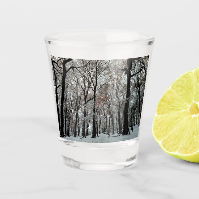 Bäume im Schnee Schnapsglas (Vorderseite)
