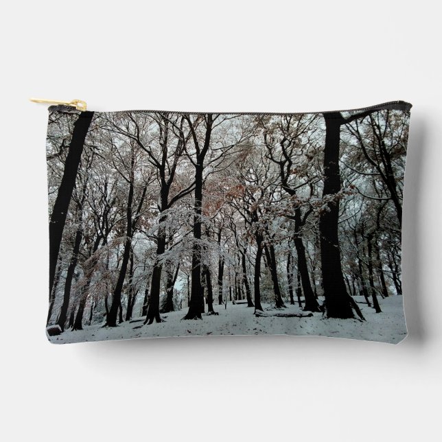 Bäume im Schnee Zubehörtasche (Vorderseite)