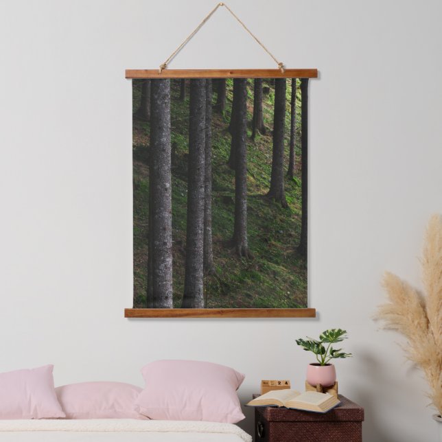 Bäume und grüne Moos Wandteppich Mit Holzrahmen (Schlafzimmer)