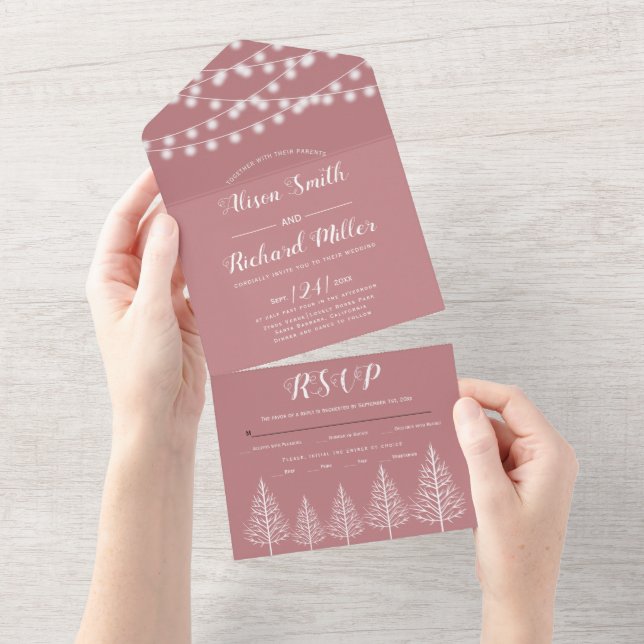 Bäume und Lichter staubige Rose Winterhochzeit All In One Einladung (Abreißen)
