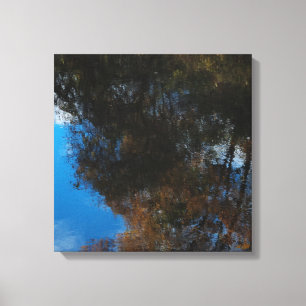 Bäume Wasser Reflexion II Leinwanddruck gestreckt