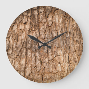 Baumrinde Textur, natürlicher Holzhintergrund. Große Wanduhr