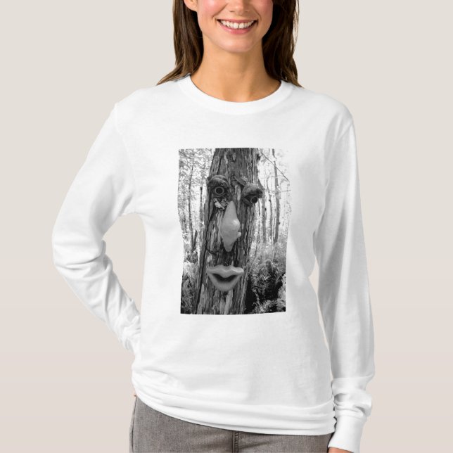 Baumtroll auf einem Big Cypress-Baum. T-Shirt (Vorderseite)