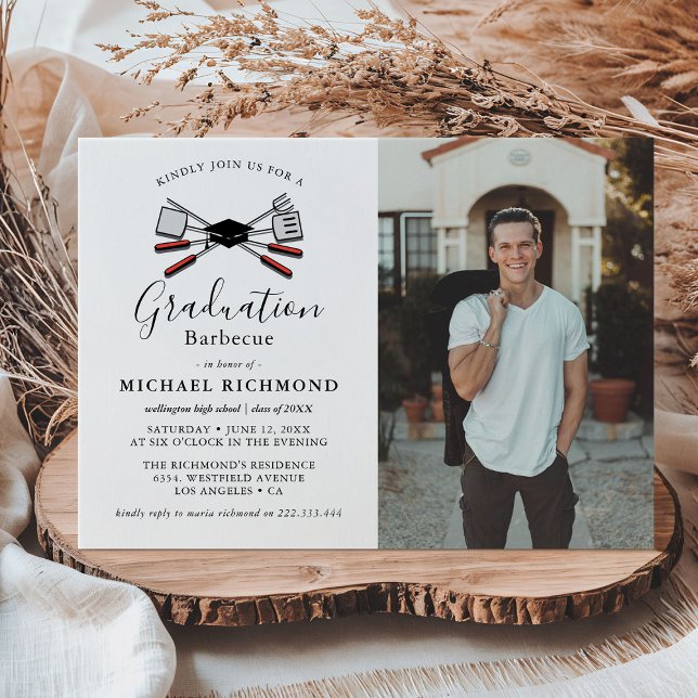 BBQ Simple Graduation Party Photo Invitation (Créateur téléchargé)
